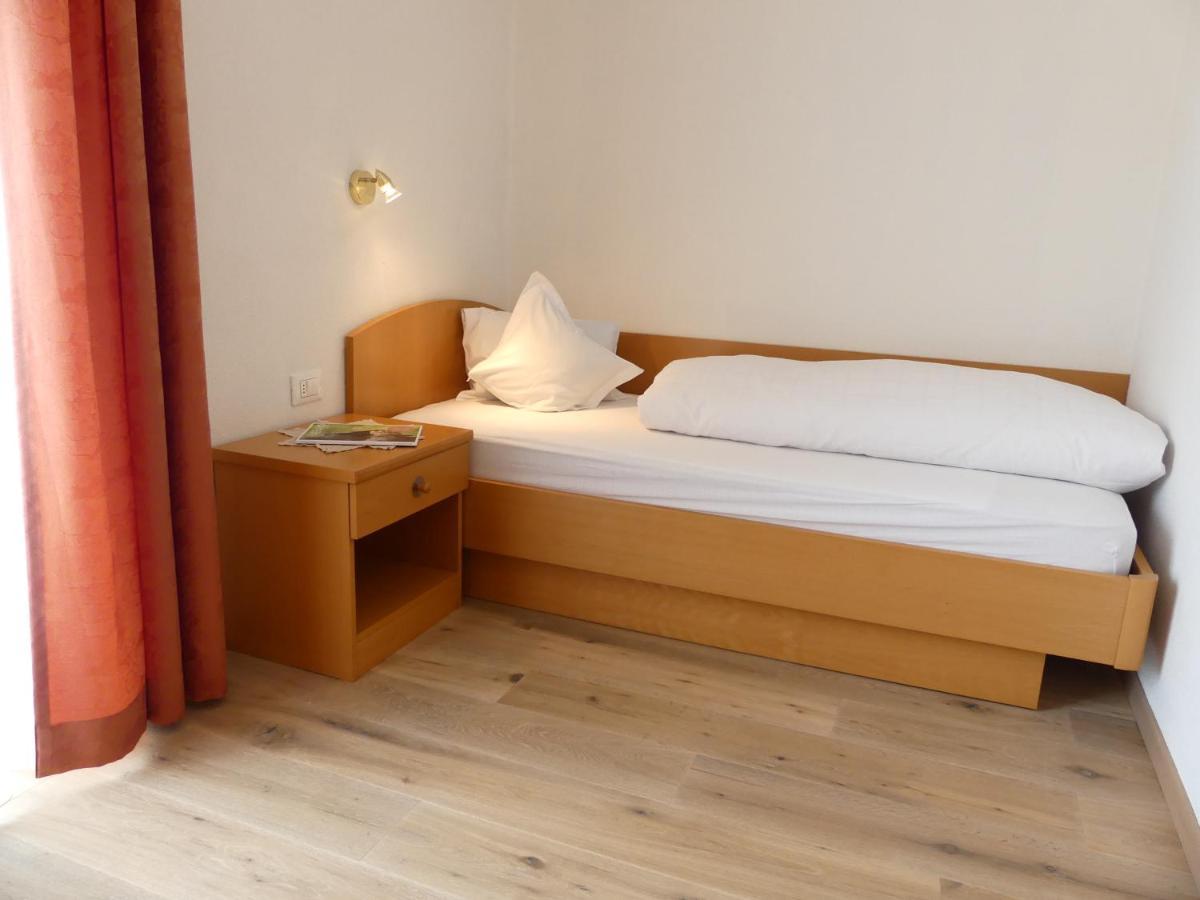 Garni Hotel Dorothea ติโรโล ภายนอก รูปภาพ