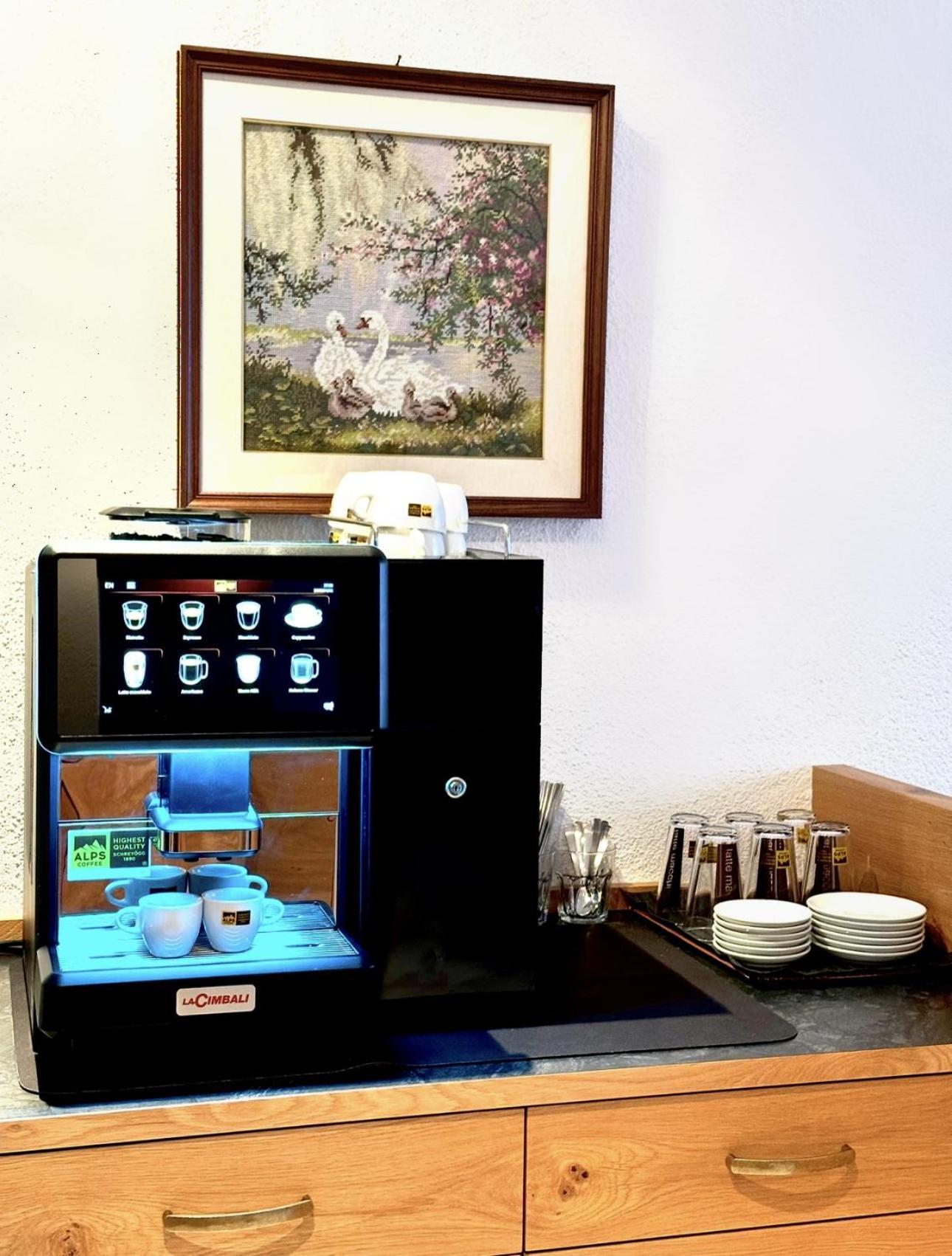 Garni Hotel Dorothea ติโรโล ภายนอก รูปภาพ